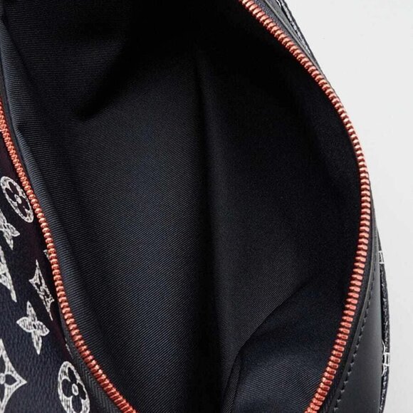 Louis Vuitton Limited Edition Navy Ink Monogram Canvas Upside Down Apollo - Picture 10 of 10